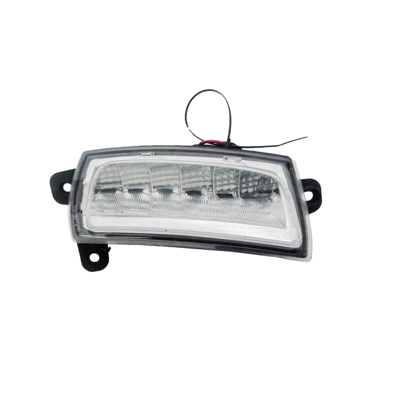 چراغ دیلایت راست خودرو مدل VM22 مناسب برای ام وی ام X22